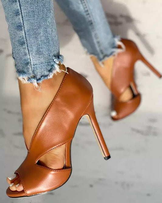 Abril | Orthopedic sandals with high heel and open design
