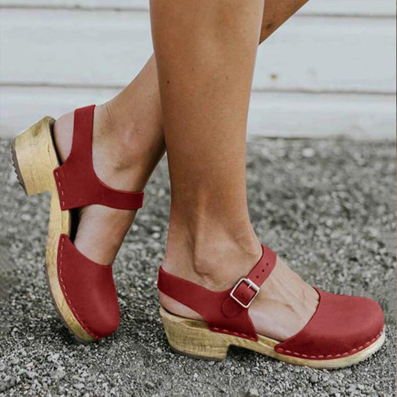 Sara | Sandalias ortopédicas con cuña y tira con hebilla
