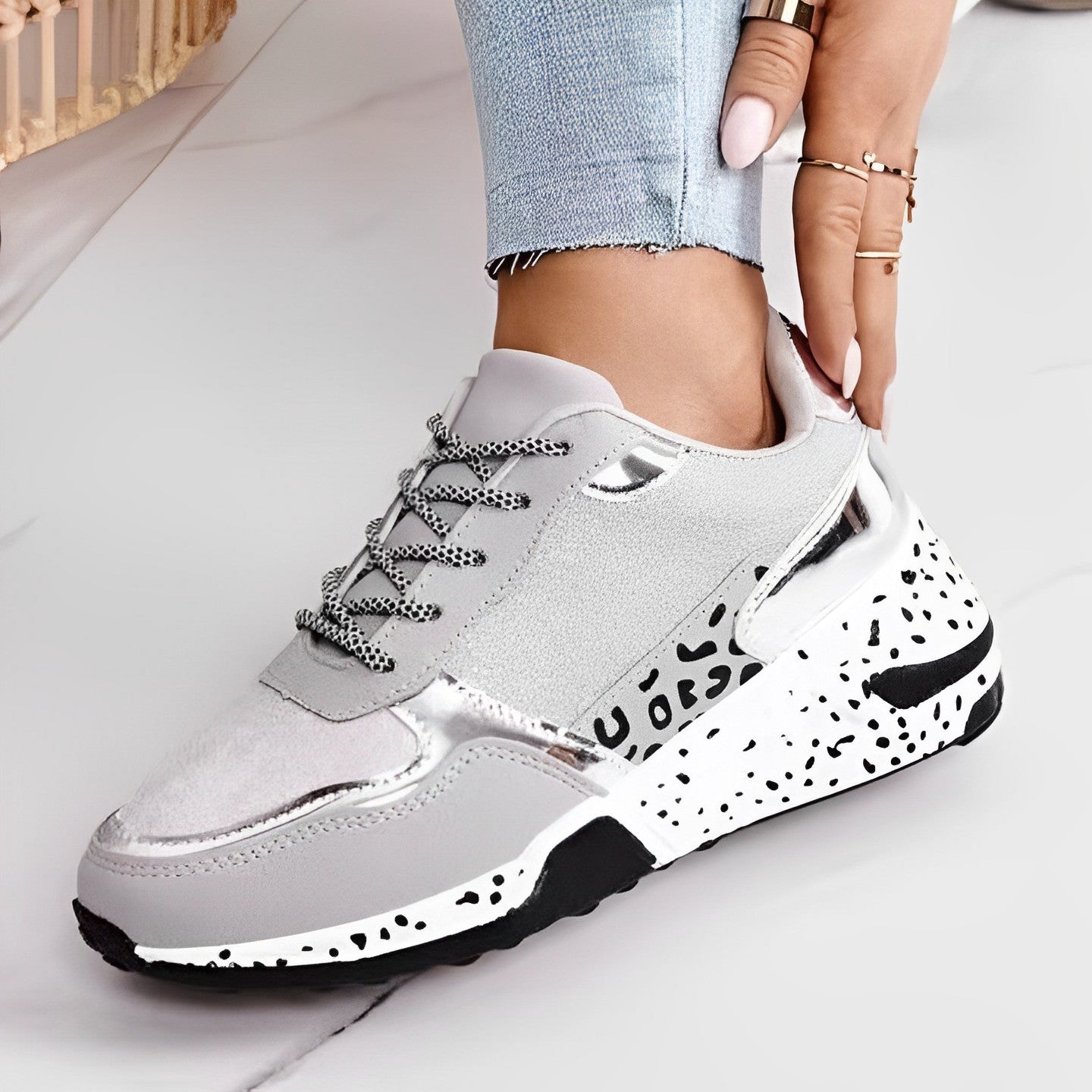 Consuelo | Baskets orthopédiques à lacets avec semelle épaisse