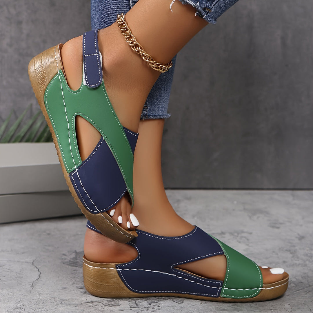 Jaleira | Damen-Wandersandalen mit Keilabsatz und Riemen | Modern