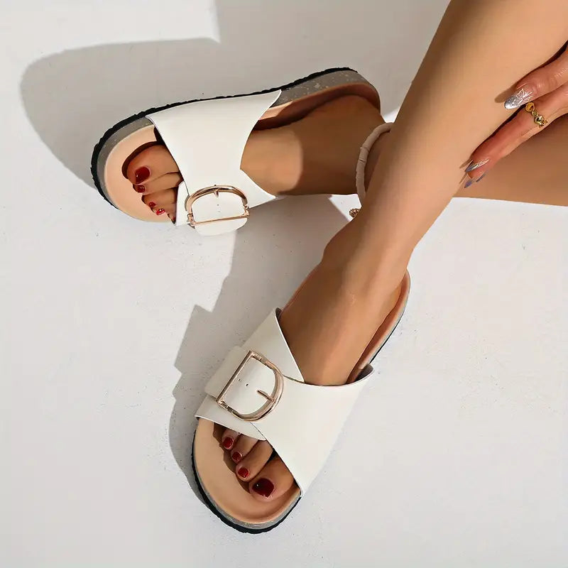 Sofía | Flat orthopedic sandals with adjustable buckle