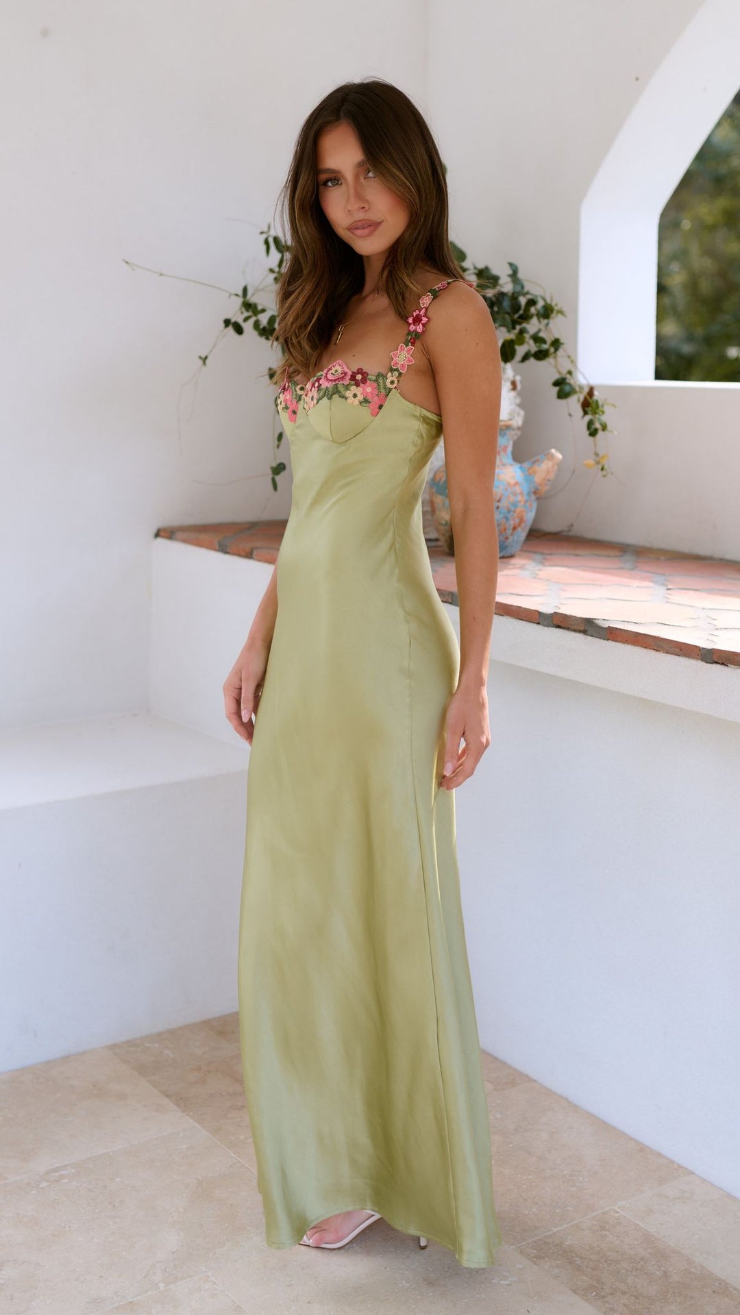 Edurne | Maxikleid für Damen mit Trägern und Blumenmuster