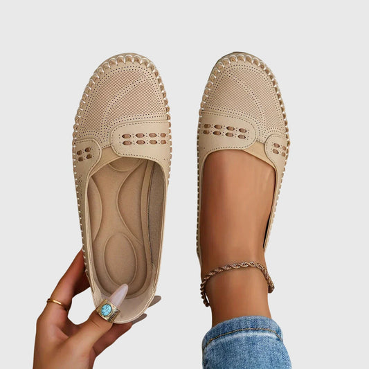 Paloma | Damenloafers ohne Schnürsenkel mit perforiertem, lässigem Design  