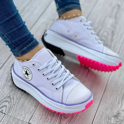 Pilar | Orthopädische Schnürschuhe mit dicker Sohle  