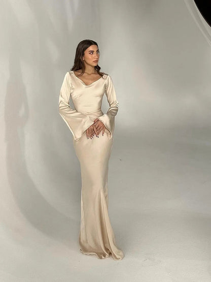 Aitana | Fließendes Maxikleid für Damen mit langen Ärmeln  