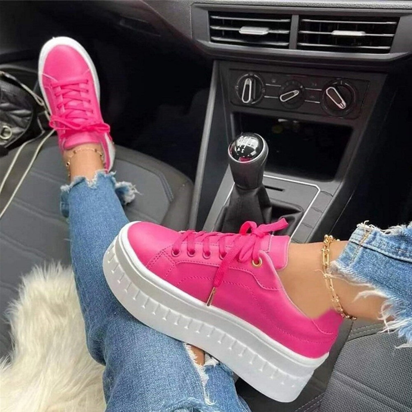 Camira | Zapatillas para mujer con suela gruesa y diseño moderno