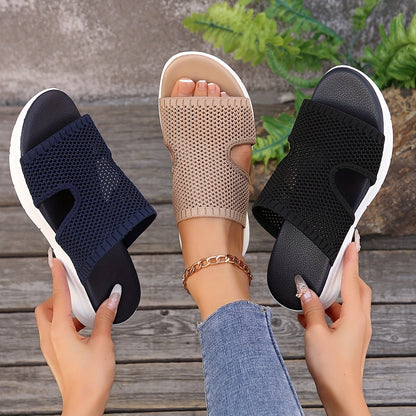Eufrasia | Sports sandals with breathable design
