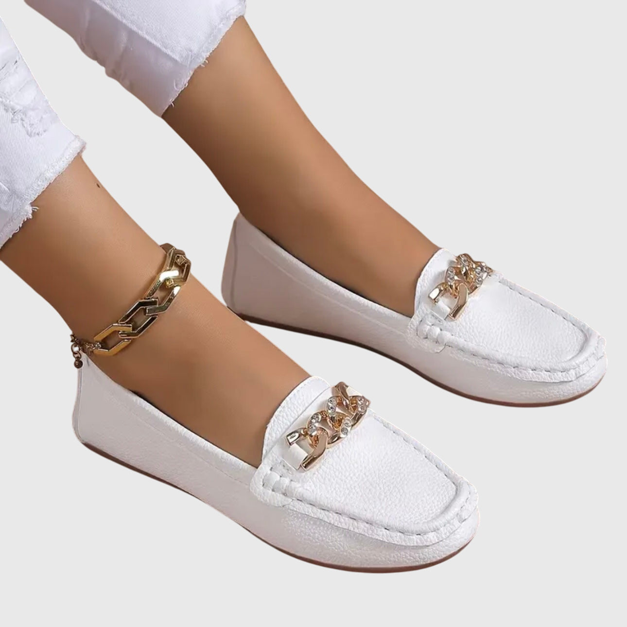 Melira | mocasines ortopédicos con detalle metálico y diseño