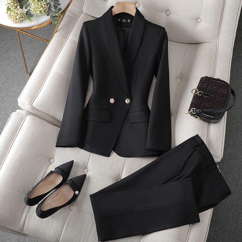 Amparo | Damenanzug mit gekreuztem Blazer und Hose  