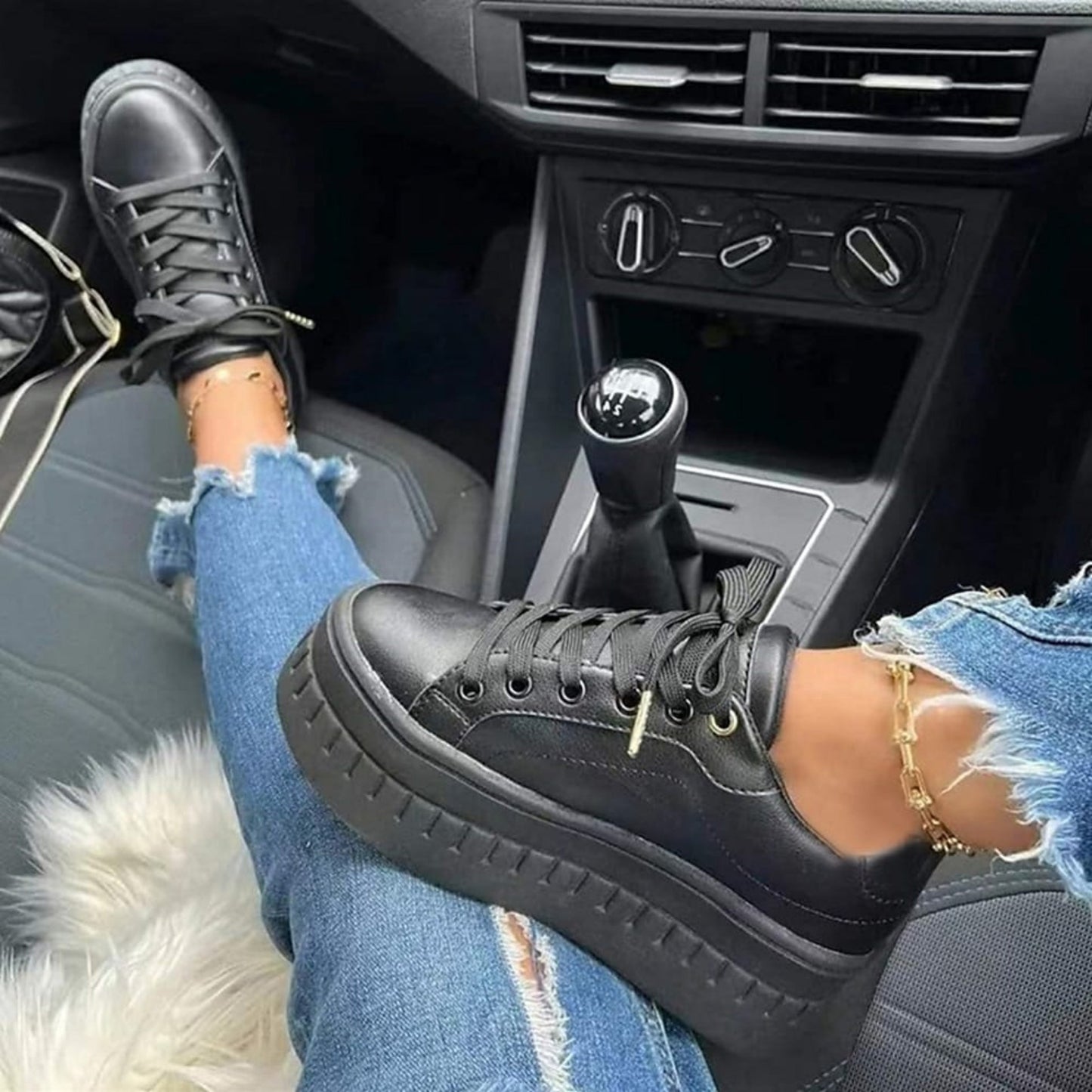 Camira | Zapatillas para mujer con suela gruesa y diseño moderno