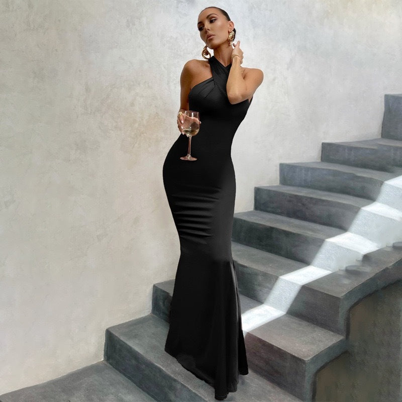 Marina | Damenkleid mit Meerjungfrauen-Schnitt und offenem Rücken