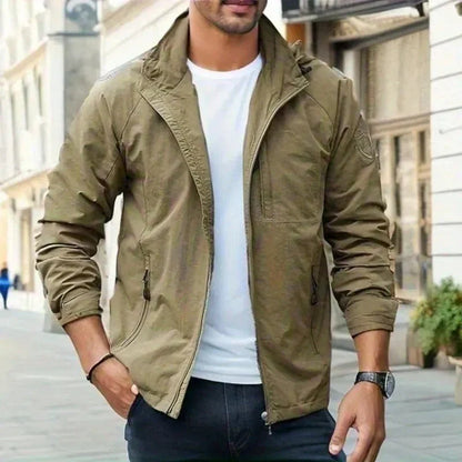 David | Leichte Herrenjacke mit Stehkragen und Reißverschluss