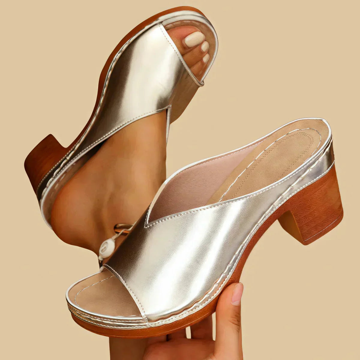 Rocío| Orthopedic sandals with thick heel and open design