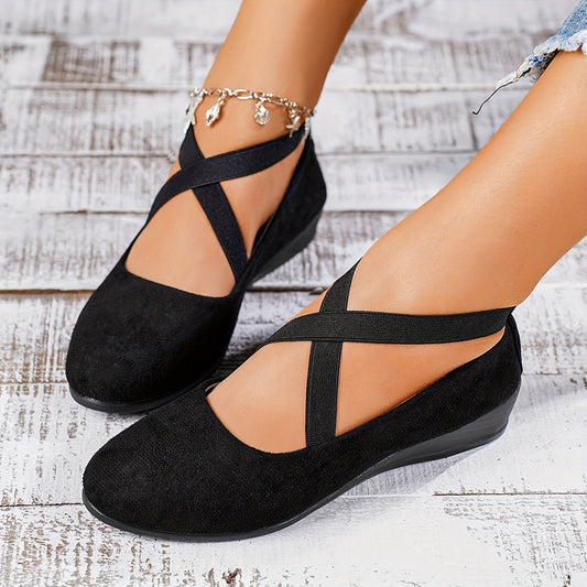 Maristela | Damen-Schuhe mit gekreuzten Riemen und abgerundeter Spitze | Lässig