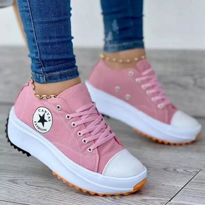 Pilar | Orthopädische Schnürschuhe mit dicker Sohle  