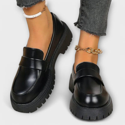 Pirela | Orthopädische Loafers mit dicker Sohle und klassischem Design