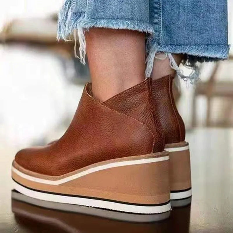 Ciriela | Wasserdichte Damenstiefel mit seitlichem Reißverschluss und dicker Sohle | Robust  