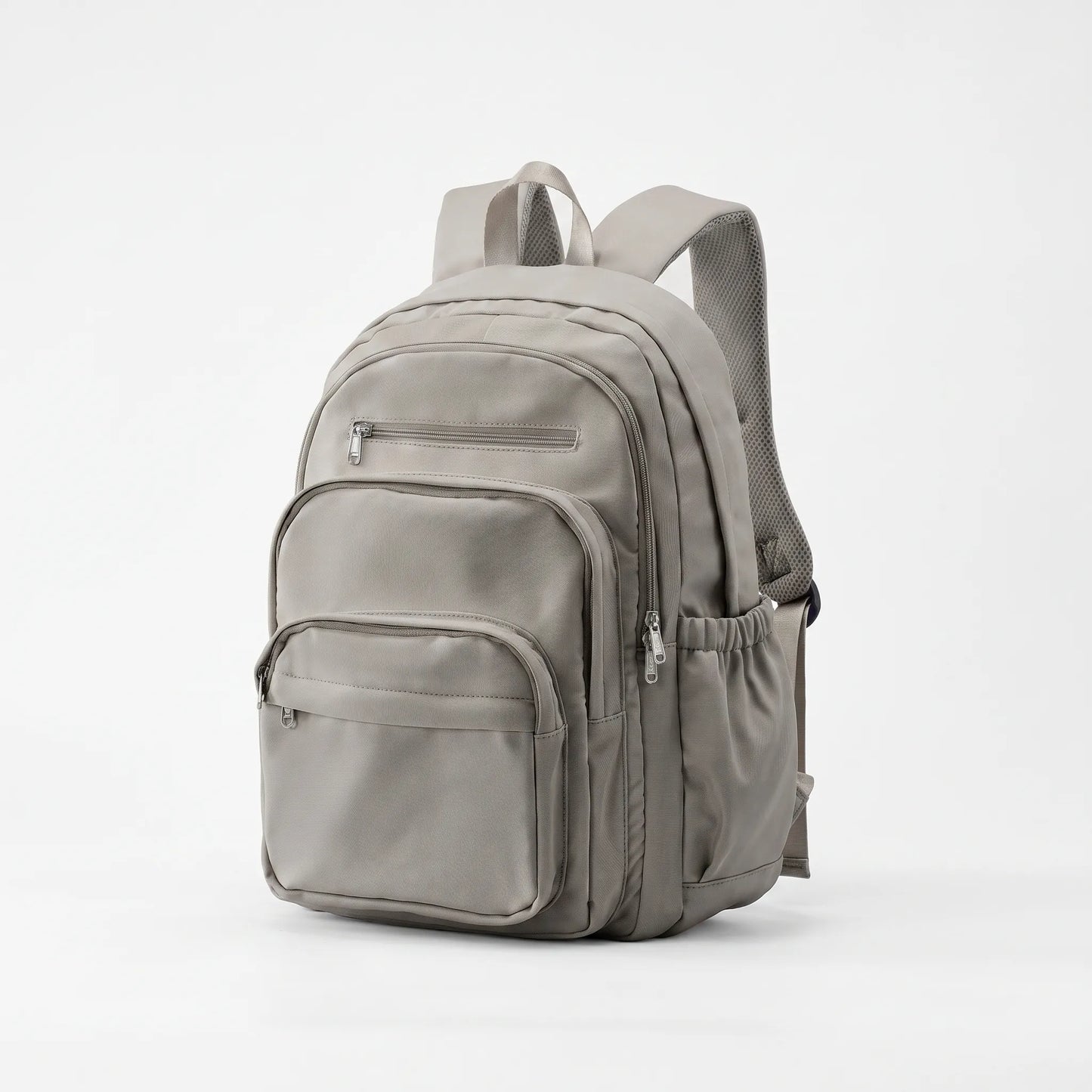 Momo | Rucksack mit mehreren Taschen und großer Fronttasche