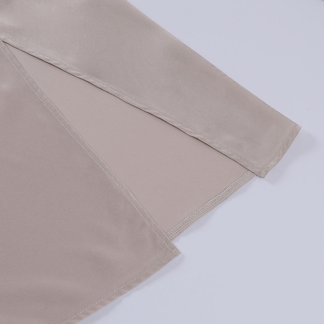 Isabel | Satin-Kleid im Ibiza-Stil mit seitlichem Schlitz