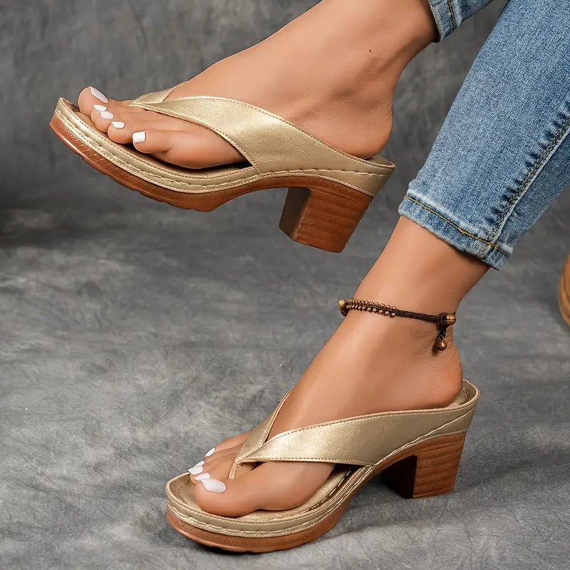 Inés | Orthopädische Sandalen mit niedrigem Absatz und offenen Riemen  