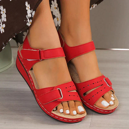 Lidia|Women's summer sandals with adjustable straps and comfort