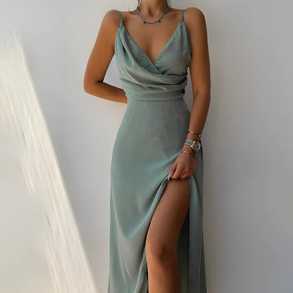 Isabel | Satin-Kleid im Ibiza-Stil mit seitlichem Schlitz