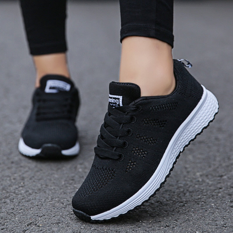 Blanca | Orthopädische Schnürschuhe mit atmungsaktivem Mesh und Schnürsenkeln  