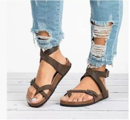 Kirelia | Flache, legere Frühlingssandalen mit Riemen für Damen  