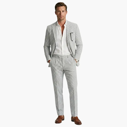 Fernando | Men's summer suit with thin stripes and two pieces