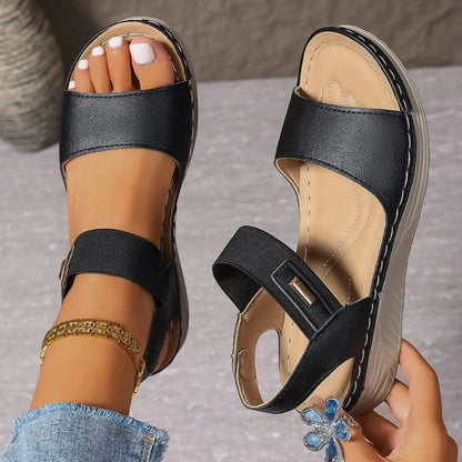 Almira | Frühlingssandalen für Damen mit verstellbaren Riemen