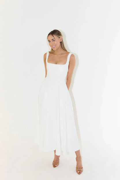 Sergia | Midikleid mit hoher Taille und quadratischem Ausschnitt  