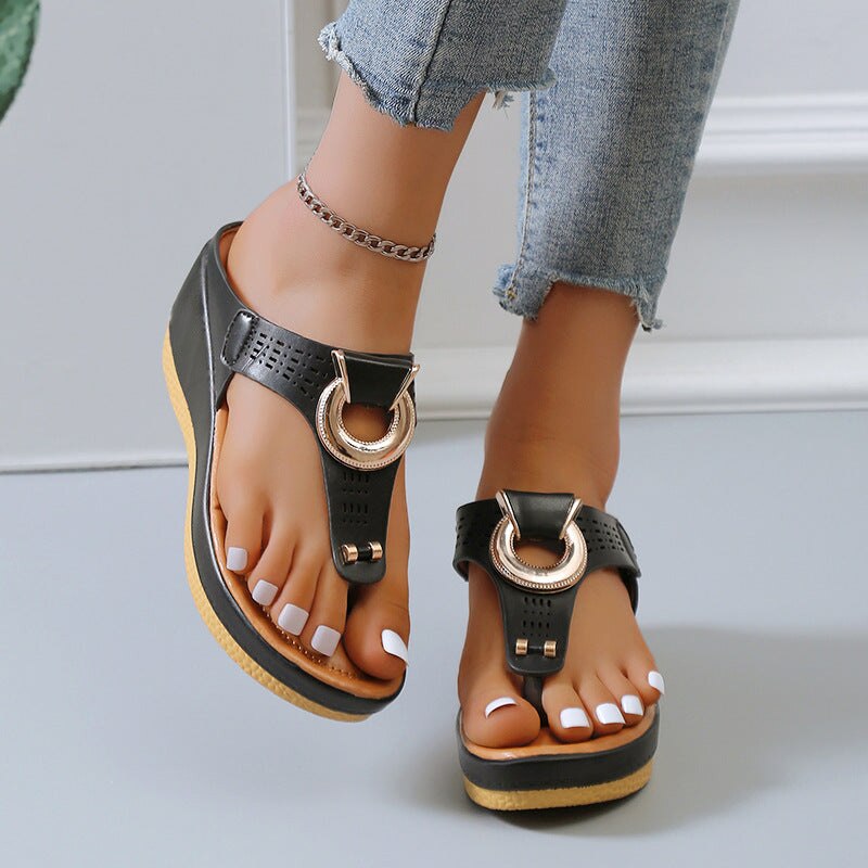 Adelina | Sandalias ortopédicas con cuña y tira ajustable