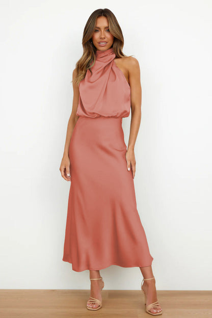 Laura | Vestido de noche de mujer chic con cuello halter y corte fluido