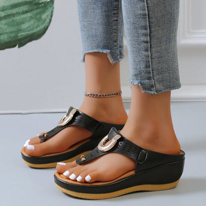 Adelina | Sandalias ortopédicas con cuña y tira ajustable