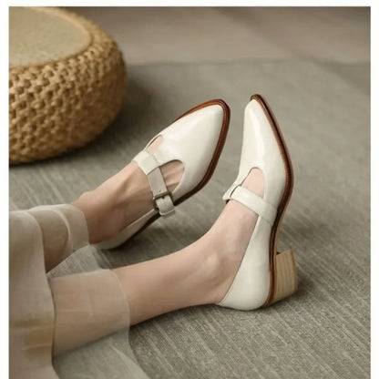 Mara | Elegante spitze Pumps  
