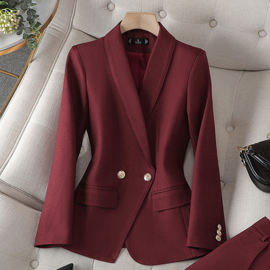 Amparo | Traje para mujer con blazer cruzado y pantalón
