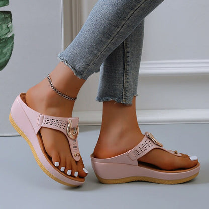 Adelina | Sandalias ortopédicas con cuña y tira ajustable