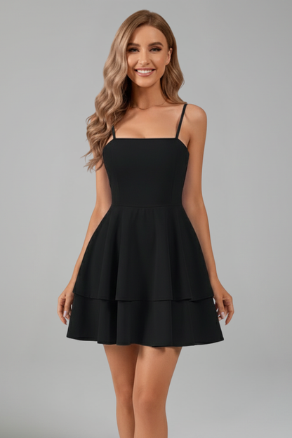Elvira | Robe mini pour femme avec fines bretelles et jupe évasée