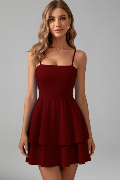 Elvira | Robe mini pour femme avec fines bretelles et jupe évasée