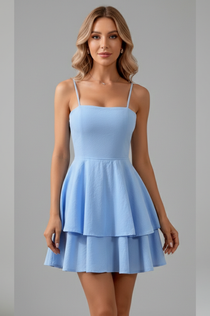 Elvira | Robe mini pour femme avec fines bretelles et jupe évasée