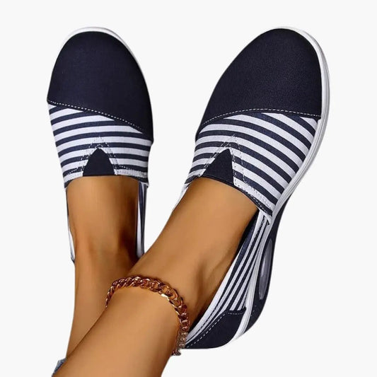 Lorena | Orthopädische Damensneaker zum Hineinschlüpfen mit Struktur