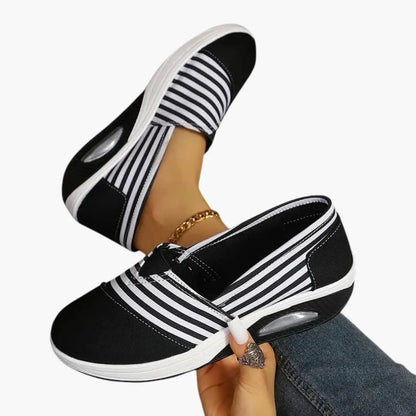 Lorena | Zapatillas ortopédicas para mujer con slip on y textura