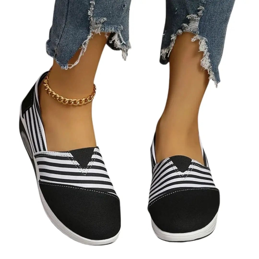Lorena | Zapatillas ortopédicas para mujer con slip on y textura