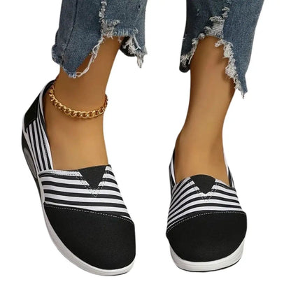 Lorena | Zapatillas ortopédicas para mujer con slip on y textura