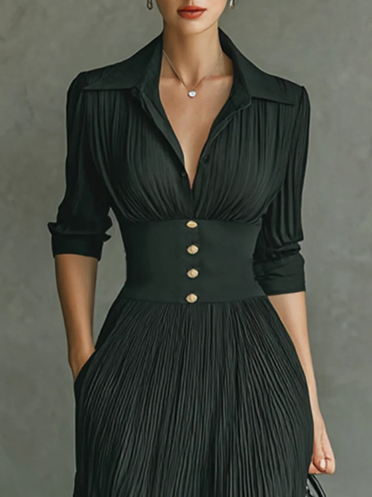 Salomé | Langes Kleid mit tailliertem Bund und plissiertem Rock  