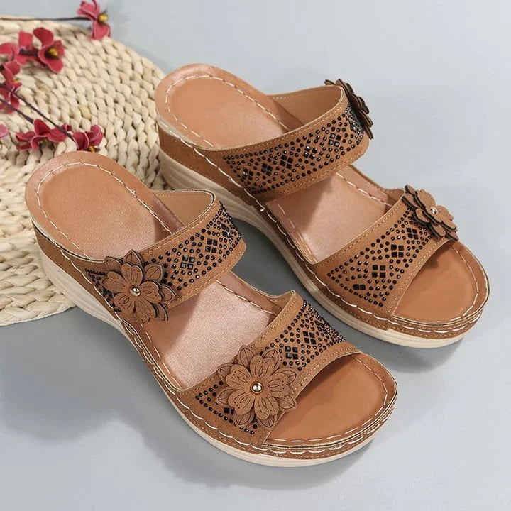 Yarael | Sandalias con cuña para mujer con tiras florales | Transpirables