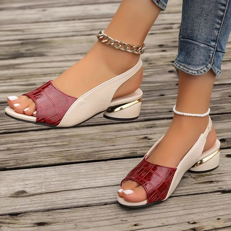 Adriana | Bequeme Sandalen mit niedrigem Absatz und offenen Riemen  