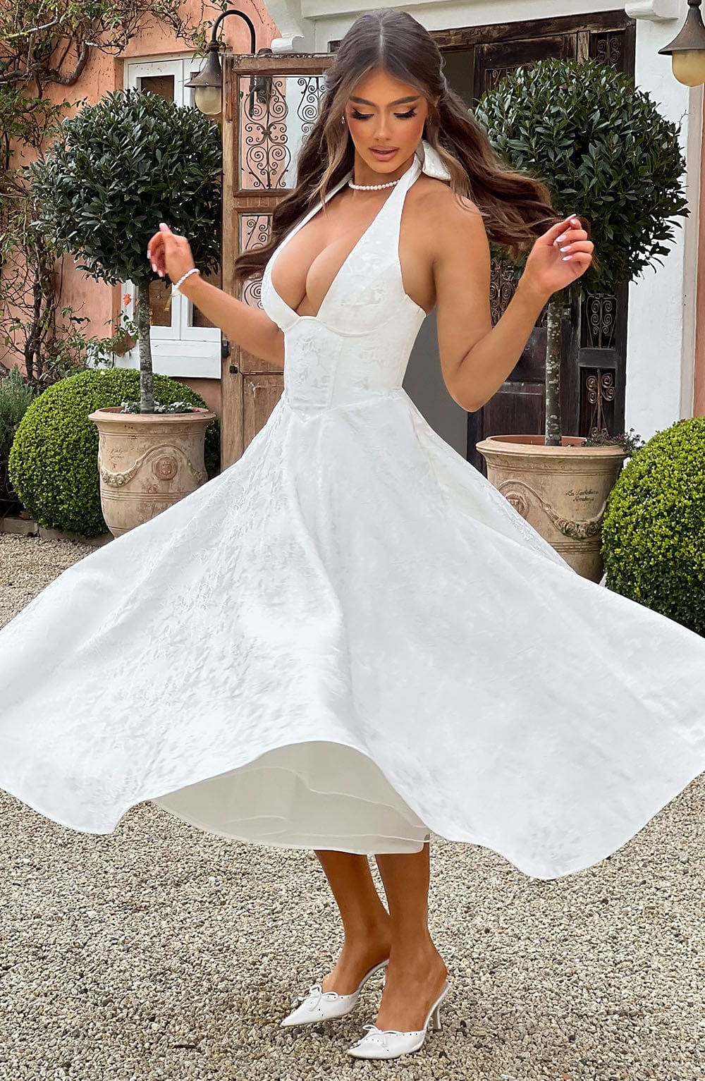 Brinella | Sukienka midi w stylu halter z eleganckim dekoltem dla kobiet
