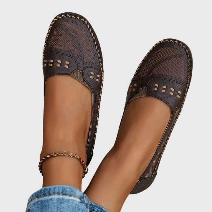 Paloma | Damenloafers ohne Schnürsenkel mit perforiertem, lässigem Design  