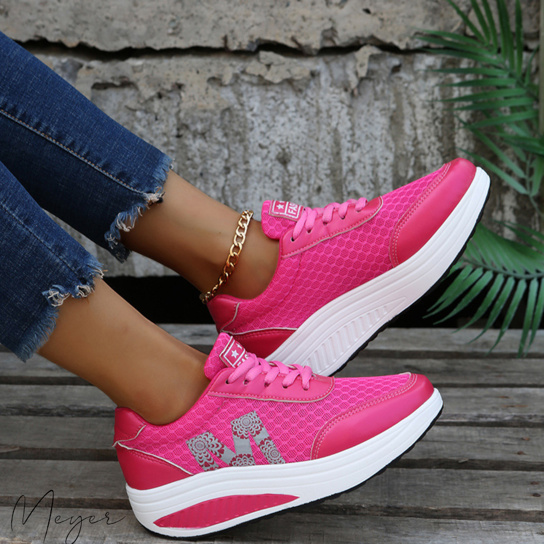 Rocío | Orthopädische Schnürschuhe mit atmungsaktivem Mesh und Schnürsenkeln